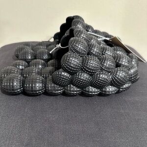 Charles Albert Bubbles Black Slides